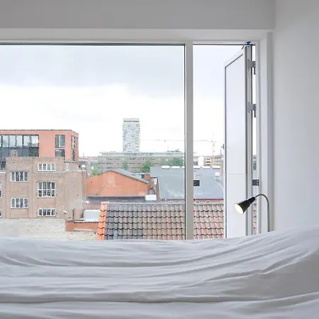 An Amazing 3 Bedroom With Authentic Danish Designers Furniture Διαμέρισμα