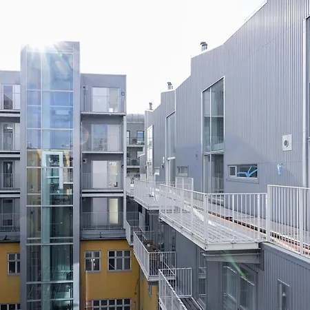 An Amazing 3 Bedroom With Authentic Danish Designers Furniture *